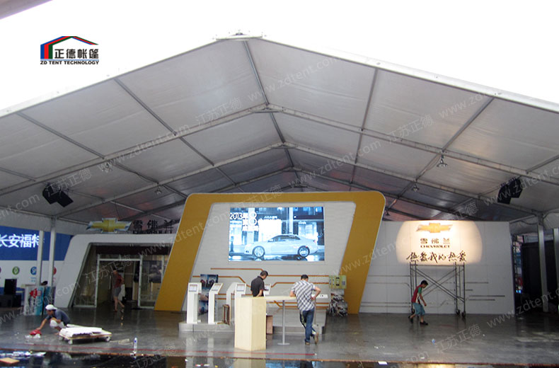 汽車(chē)展覽篷房?jī)?nèi)景 汽車(chē)展覽篷房?jī)?nèi)景